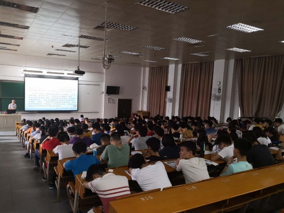 beat365在线唯一官网与公共实验教学中心联合举办实验室安全管理专题培训