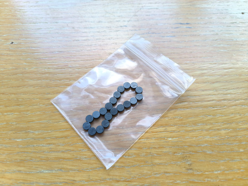 径向(直径)磁化圆形铁氧体磁铁5x2mm